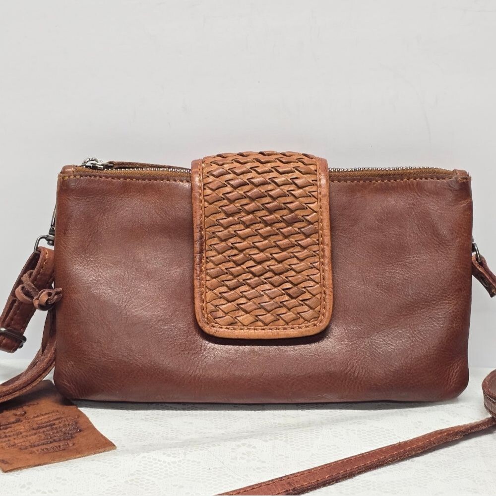 Vilenca Holland Genuine Cognac Brown Leather Crossbody Bay Purse Boho Chic